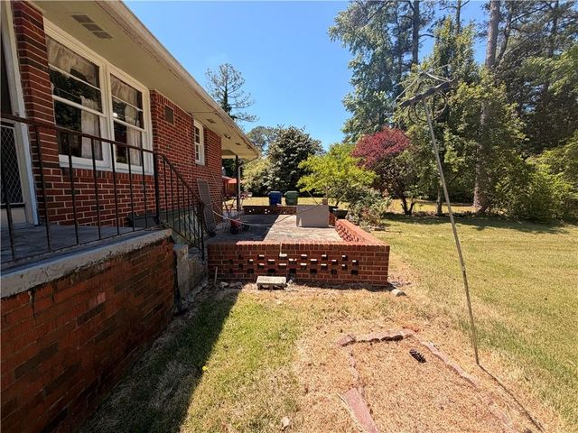 3209 W Manor Circle SW, Atlanta, GA 30311