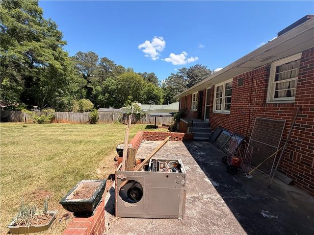 3209 W Manor Circle SW, Atlanta, GA 30311