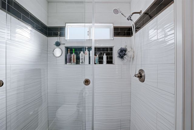 317 Hillcrest Ave, Livermore, CA 94550