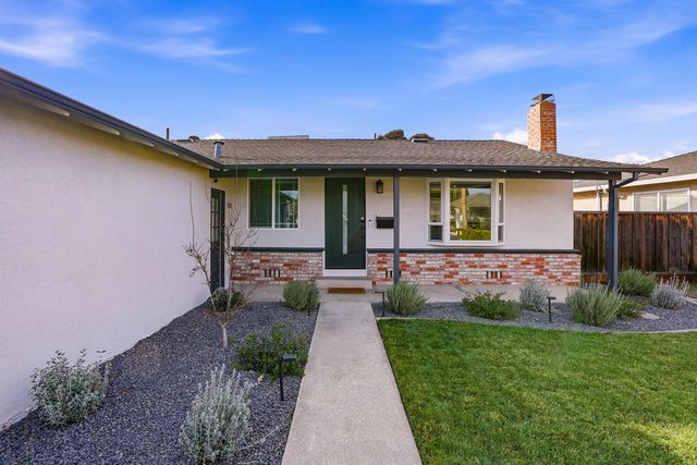 317 Hillcrest Ave, Livermore, CA 94550