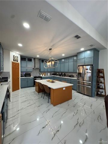 2501 W Mile 11 Road N, Weslaco, TX 78599