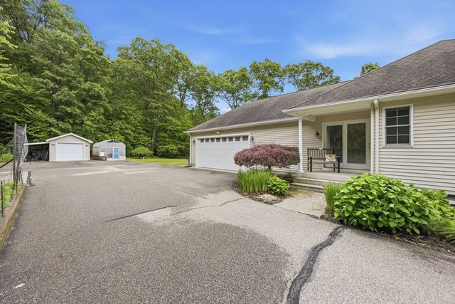 54 Olney Rd, Palmer, MA 01069
