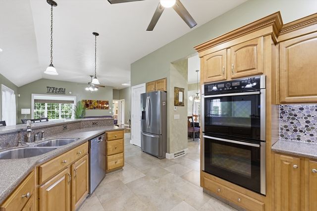 54 Olney Rd, Palmer, MA 01069