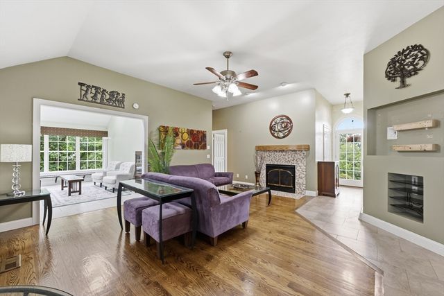 54 Olney Rd, Palmer, MA 01069