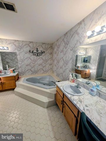 106 REMINGTON CT, Chalfont, PA 18914