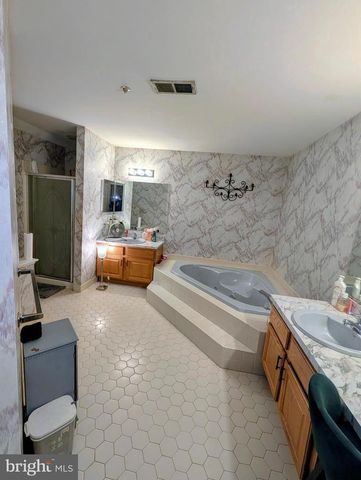 106 REMINGTON CT, Chalfont, PA 18914