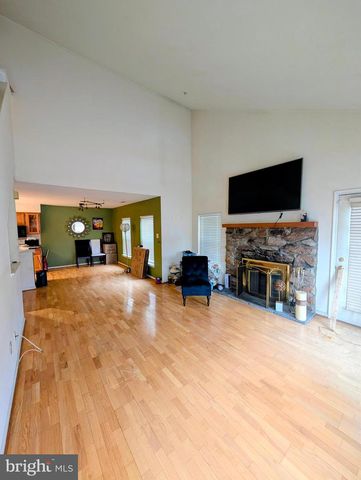 106 REMINGTON CT, Chalfont, PA 18914