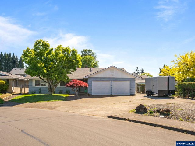 3854 47th Av NE, Salem, OR 97305