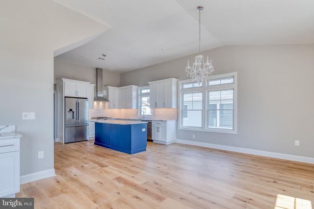 7 29TH ST, Long Beach Twp, NJ 08008