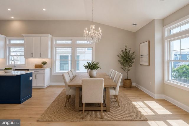 7 29TH ST, Long Beach Twp, NJ 08008