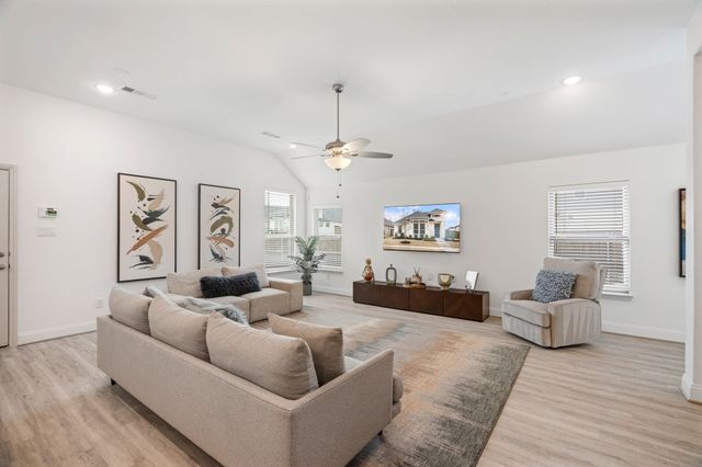 2804 Claude White Creek, Mckinney, TX 75071