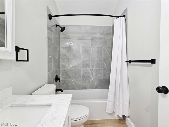 2264 River Road, Willoughby Hills, OH 44094