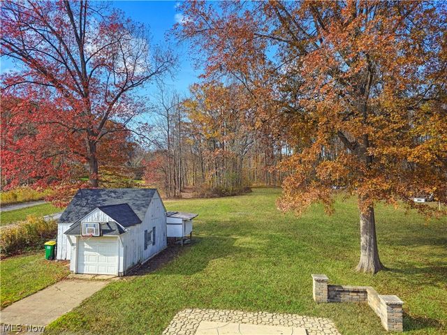 2264 River Road, Willoughby Hills, OH 44094