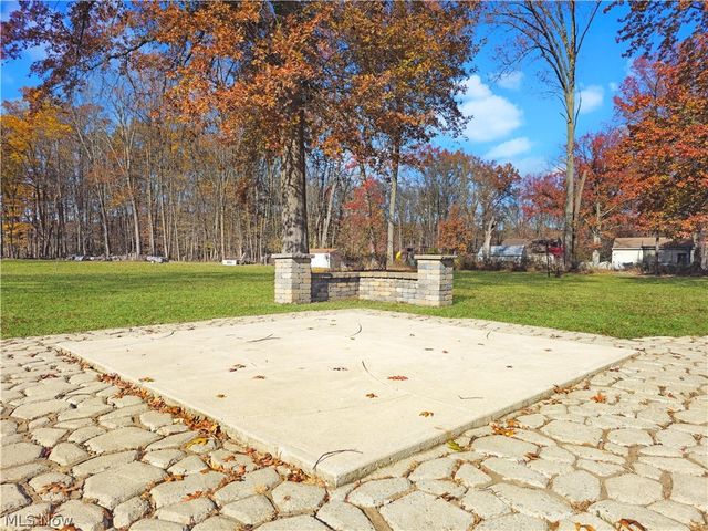 2264 River Road, Willoughby Hills, OH 44094