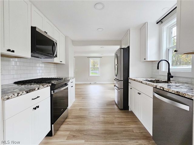 2264 River Road, Willoughby Hills, OH 44094