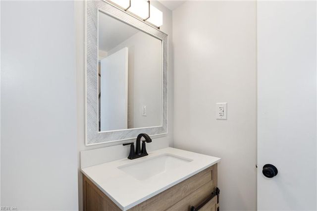 3556 Shore Dr Apt 1001, Virginia Beach, VA 23455