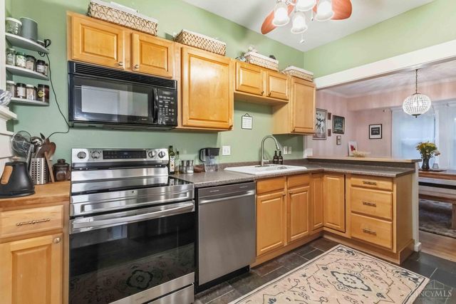6009 Wayside Avenue, Cincinnati, OH 45230