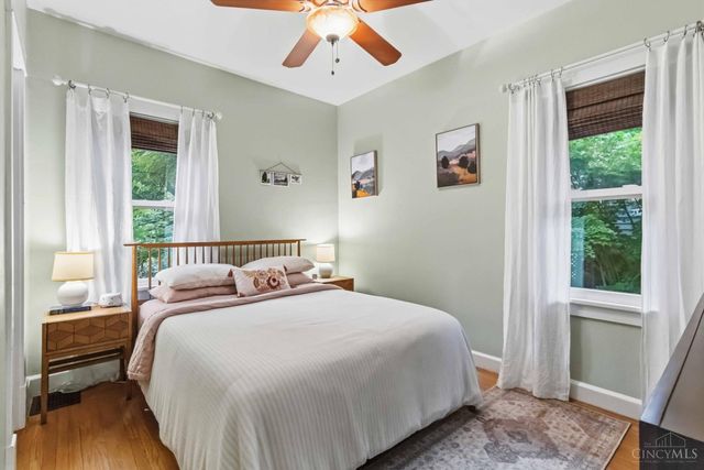 6009 Wayside Avenue, Cincinnati, OH 45230