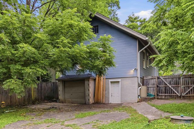 6009 Wayside Avenue, Cincinnati, OH 45230