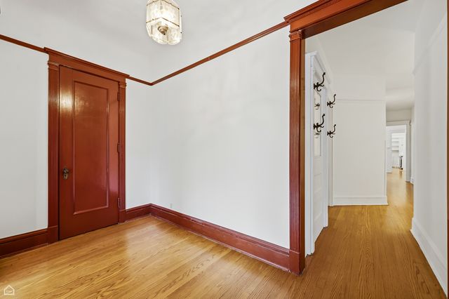 5718 S DORCHESTER Avenue 1, Chicago, IL 60637