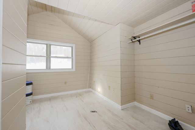 128 N Shore Road, Derry, NH 03038