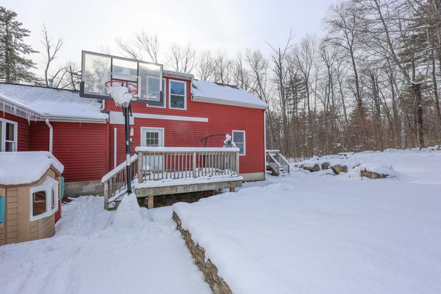128 N Shore Road, Derry, NH 03038