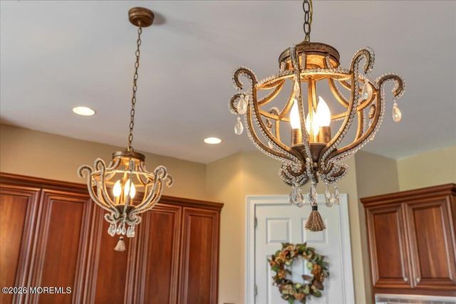 4 Apple Blossom Lane, Cream Ridge, NJ 08514