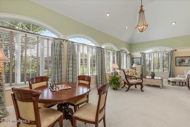 4 Apple Blossom Lane, Cream Ridge, NJ 08514