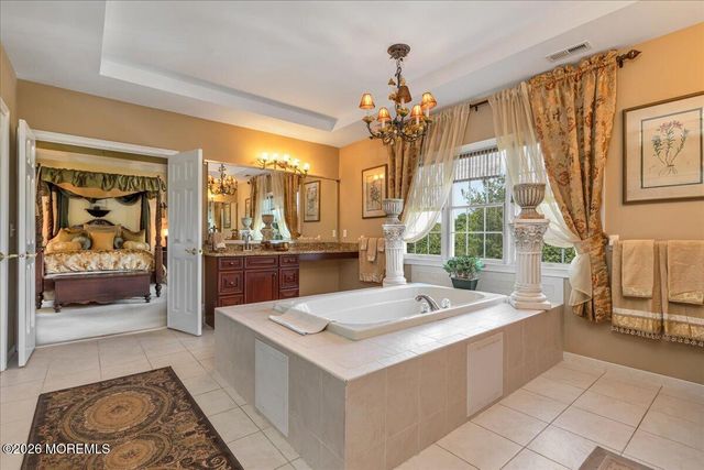 4 Apple Blossom Lane, Cream Ridge, NJ 08514