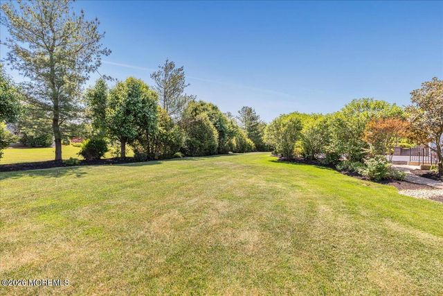 4 Apple Blossom Lane, Cream Ridge, NJ 08514