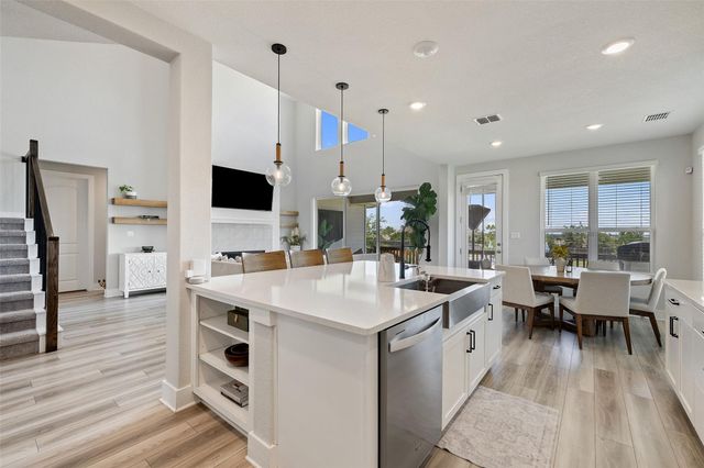324 Cortaro DR, Dripping Springs, TX 78620