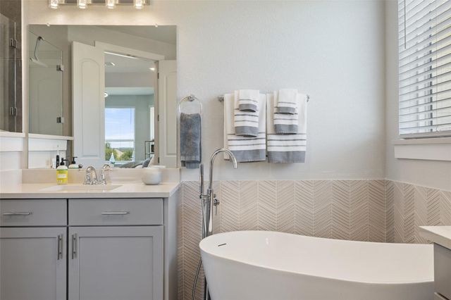 324 Cortaro DR, Dripping Springs, TX 78620