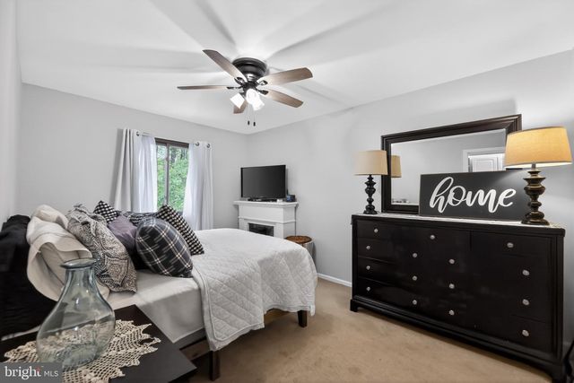 22 FIVE CROWN ROYAL, Marlton, NJ 08053
