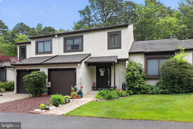 22 FIVE CROWN ROYAL, Marlton, NJ 08053