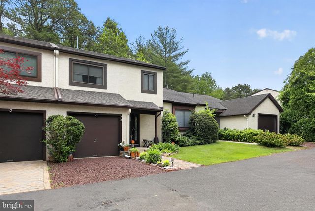 22 FIVE CROWN ROYAL, Marlton, NJ 08053