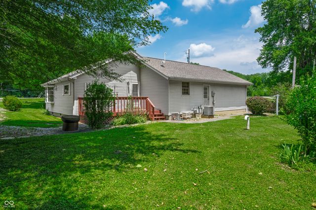 4977 State Road 46 East E, Nashville, IN 47448