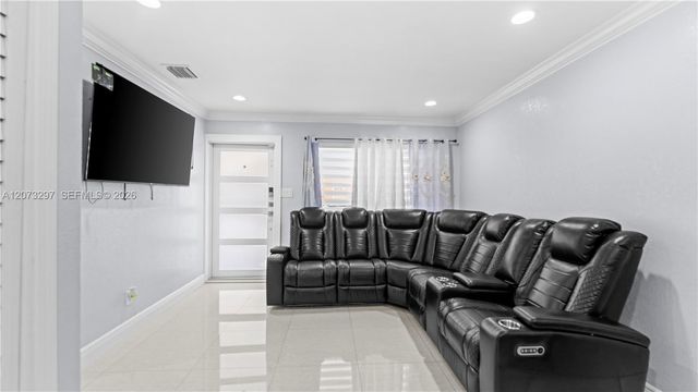 19300 NW 45th Avenue, Miami Gardens, FL 33055