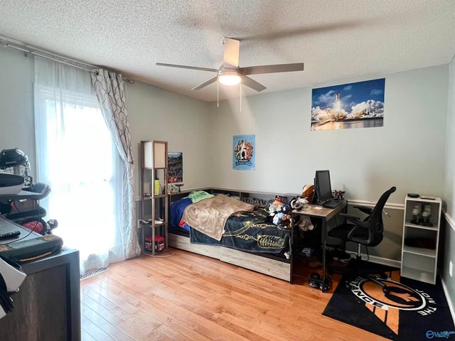 115 Beechnut Drive, New Market, AL 35761