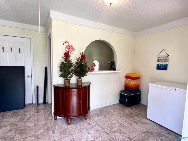 115 Beechnut Drive, New Market, AL 35761