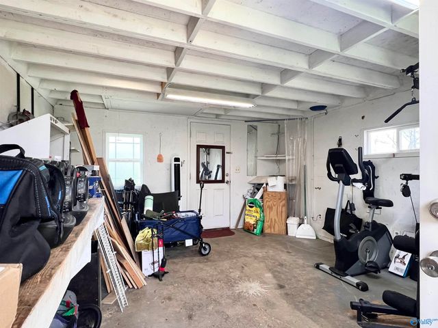 115 Beechnut Drive, New Market, AL 35761