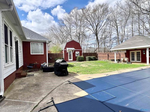 115 Beechnut Drive, New Market, AL 35761