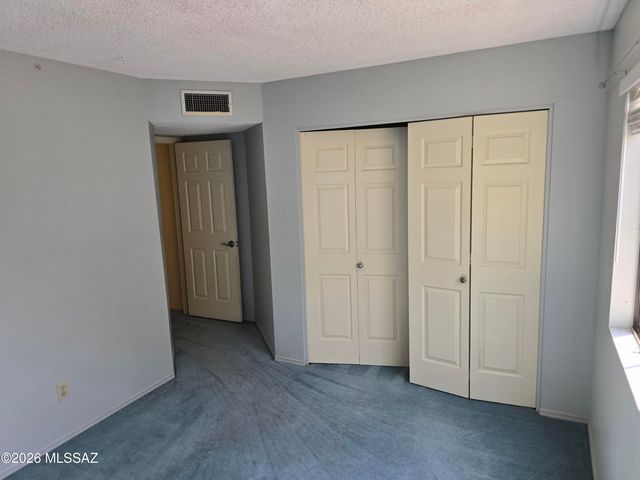 4460 W Rockwood Drive, Tucson, AZ 85741