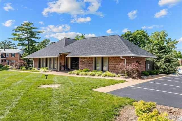 13336 Bragstadt Drive, St Louis, MO 63141