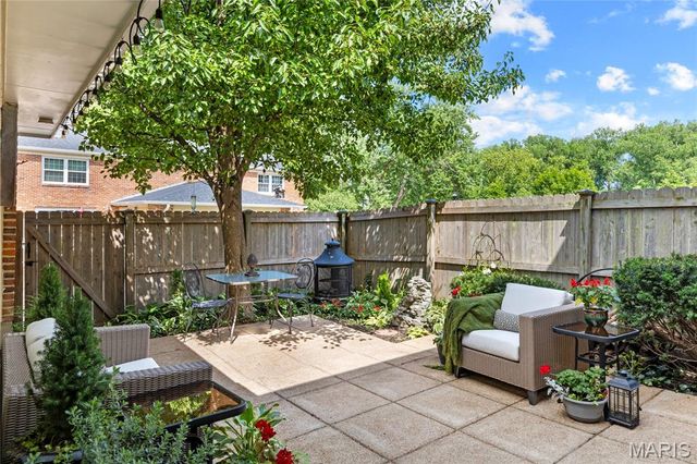 13336 Bragstadt Drive, St Louis, MO 63141