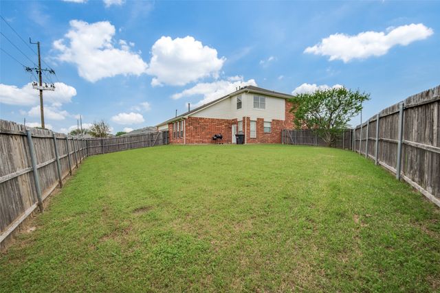 1425 Gatlinburg Circle, Desoto, TX 75115