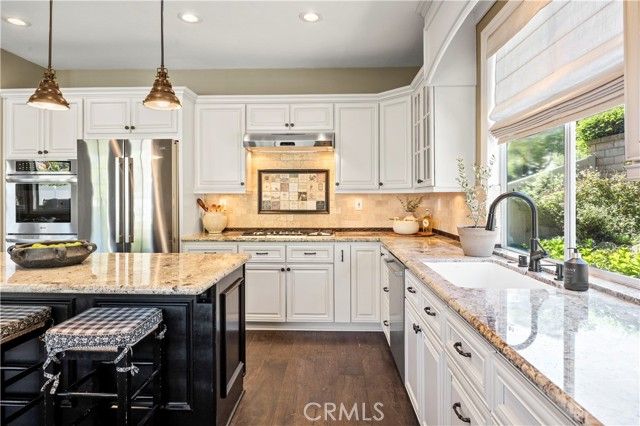 9 Swallows, Trabuco Canyon, CA 92679