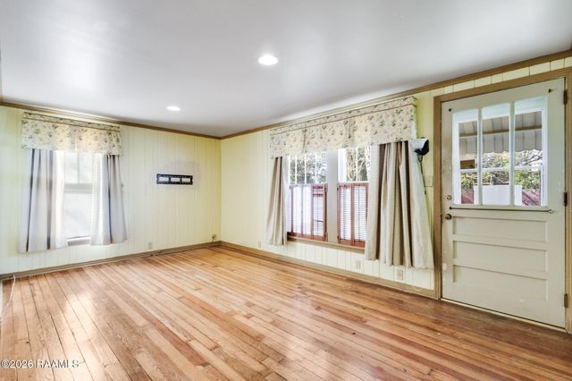 111 N Lombard Street, Opelousas, LA 70570