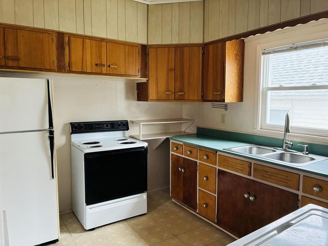 303 3rd Street, Baraboo, WI 53913