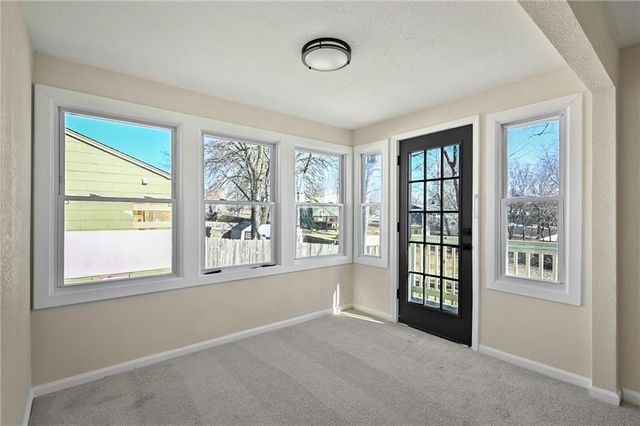 5611 N Walnut Street, Gladstone, MO 64118