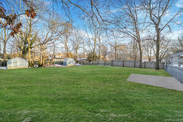 139 Madison Street, Mastic, NY 11950